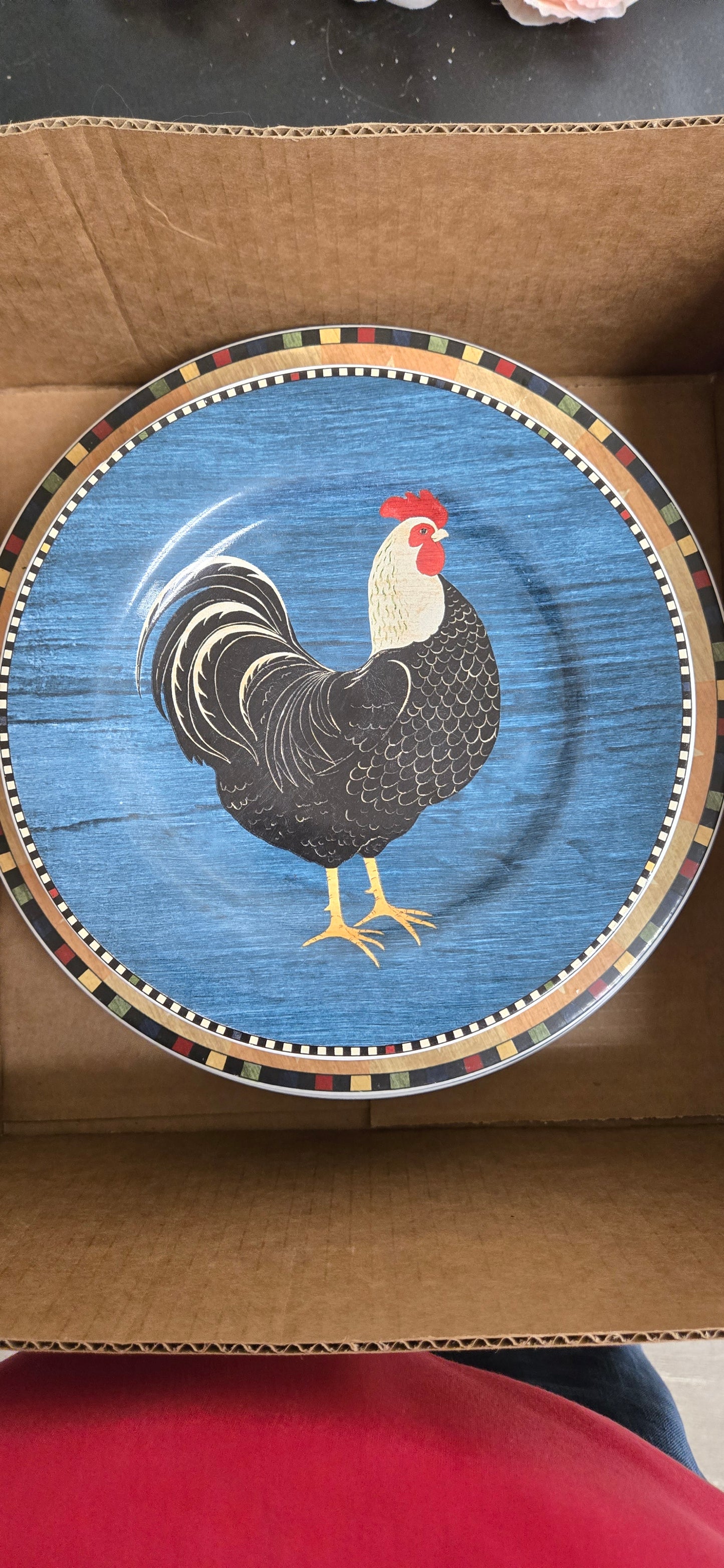 Rooster Plate Set (10 Pieces) - Pick Up In Store Only
